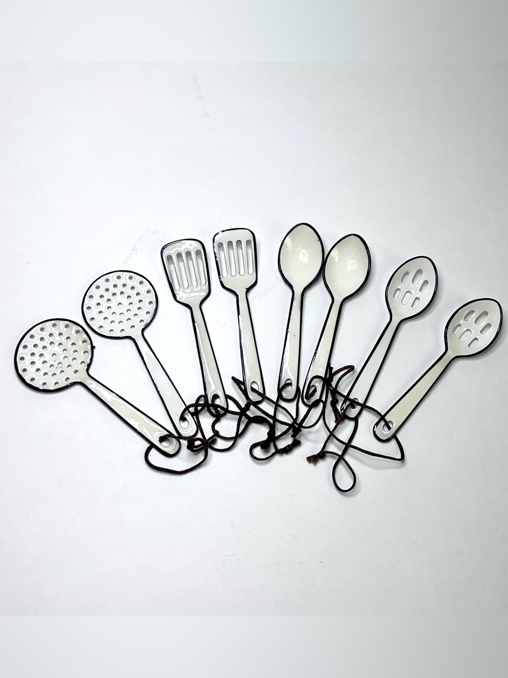 Mini White Enamel Utensil Ornament Set Christmas (8)